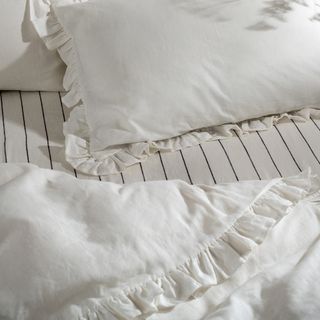 Soak & Sleep White Ruffled French Linen