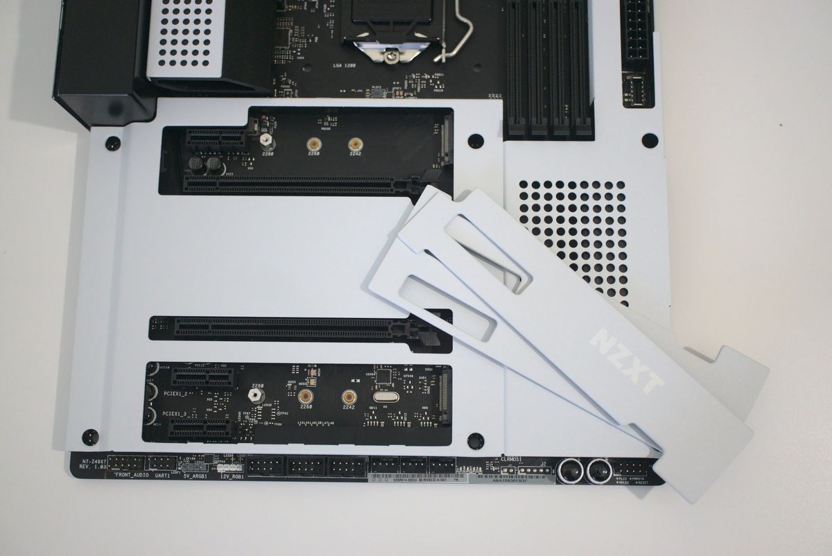 NZXT N7 Z490