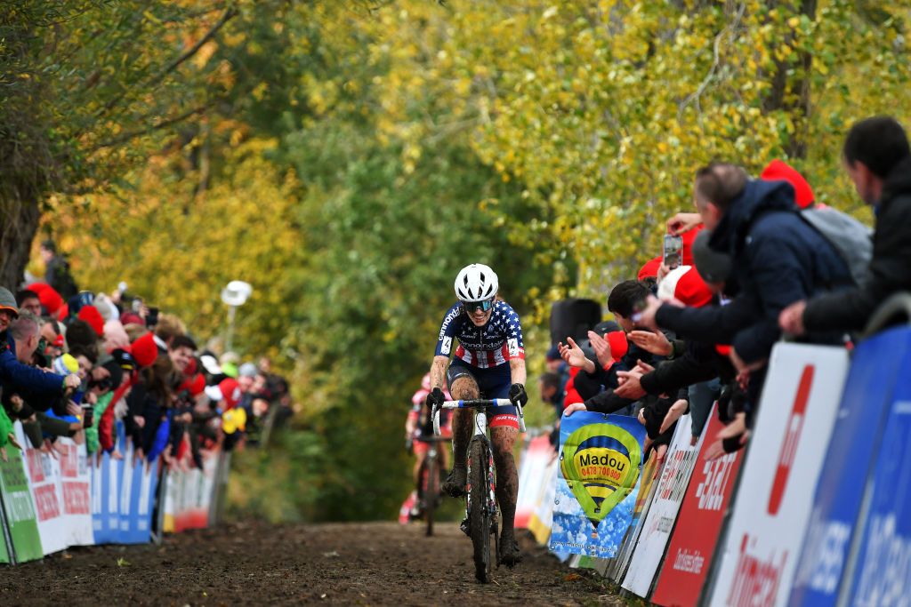 OUDENAARDE BELGIUM NOVEMBER 01 Clara Honsinger of The United States and Team CannondaleCyclocrossworld sprints at finish line to win the 32nd Koppenbergcross Grand Prix Jolien Verschueren 2021 Womens Elite Koppenbergcross Oudenaarde X2OBadkamersTrofee on November 01 2021 in Oudenaarde Belgium Photo by Luc ClaessenGetty Images