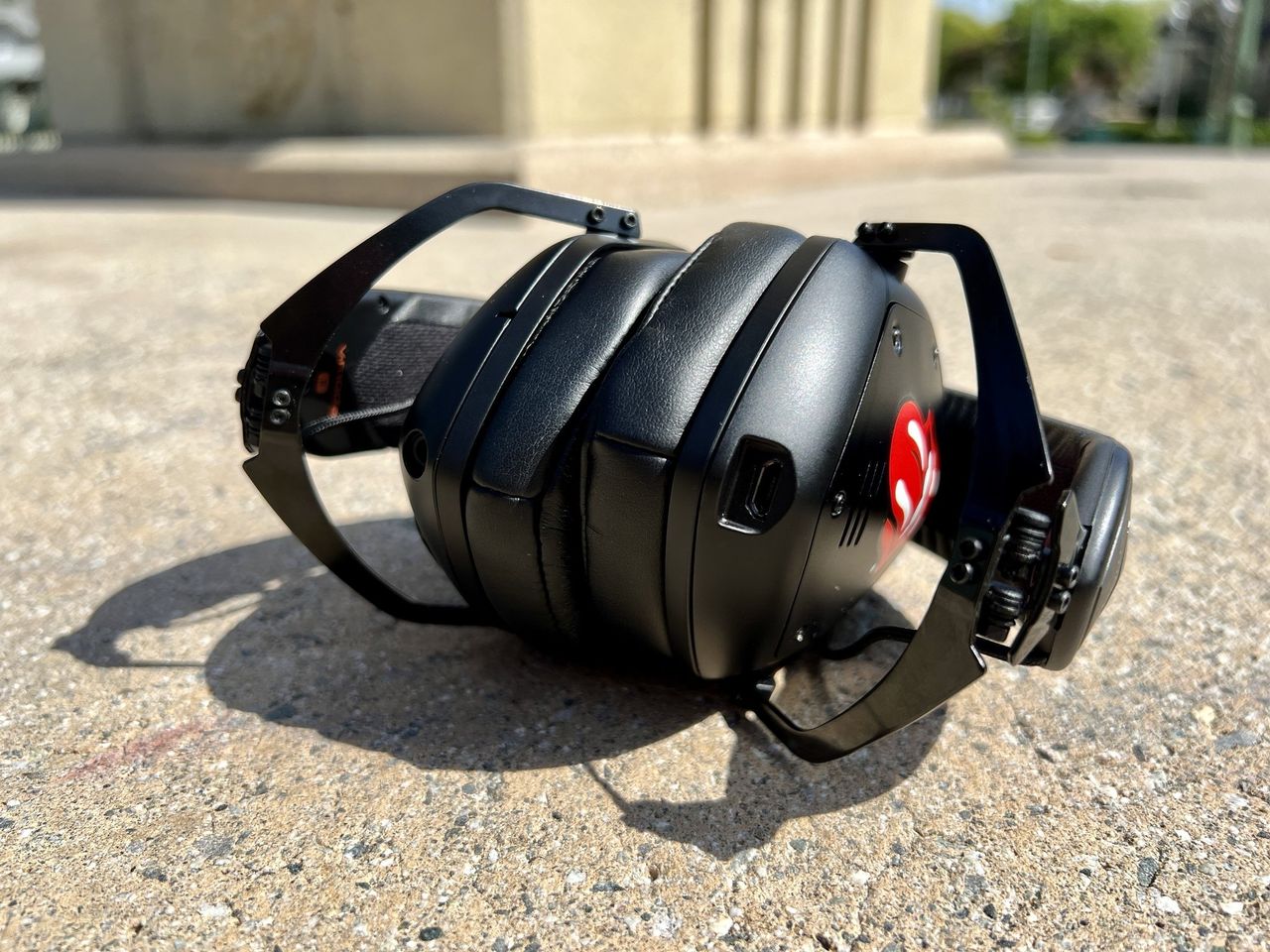 V Moda Crossfade 2 Wireless Rolling Stones Micro Usb