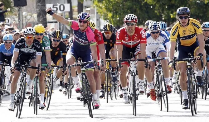 Sacha Modolo raises his arms in victory