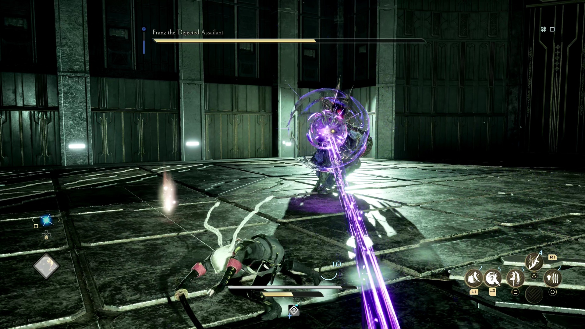 Code Vein 2 Franz Dejected Assailant boss guide: Franz firing a large purple laser at the player, who's dodging out of the way.