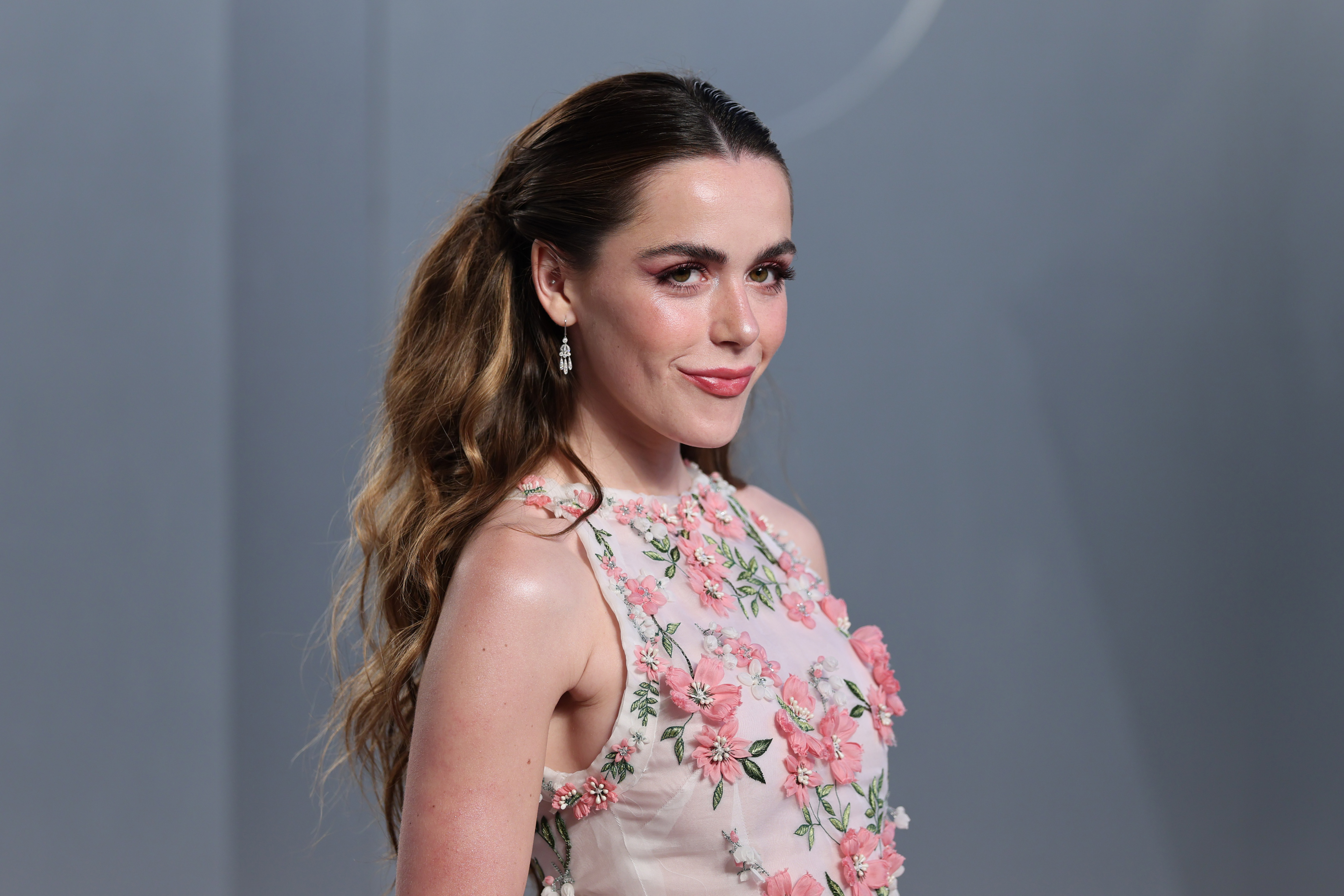 kiernan shipka attends the vanity fair oscars afterparty