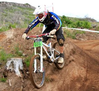 British riders reign victorious in Bluff downhill