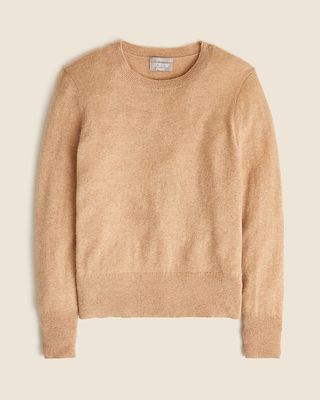 Klassisch geschnittener Pullover aus Kaschmir mit Rundhalsausschnitt