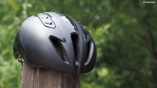 Bontrager has finally entered the aero road helmet market with the new Ballista