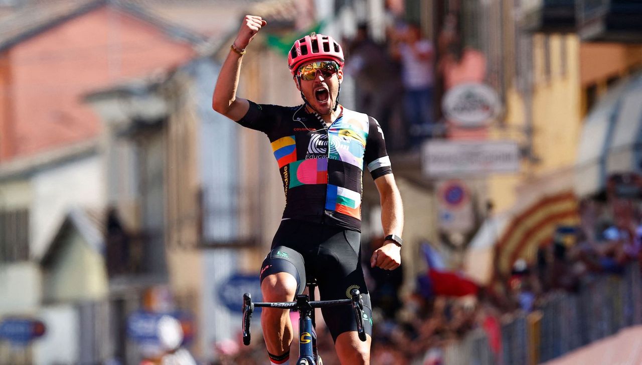 Alberto Bettiol wins stage 18 of the Giro d&#039;Italia 