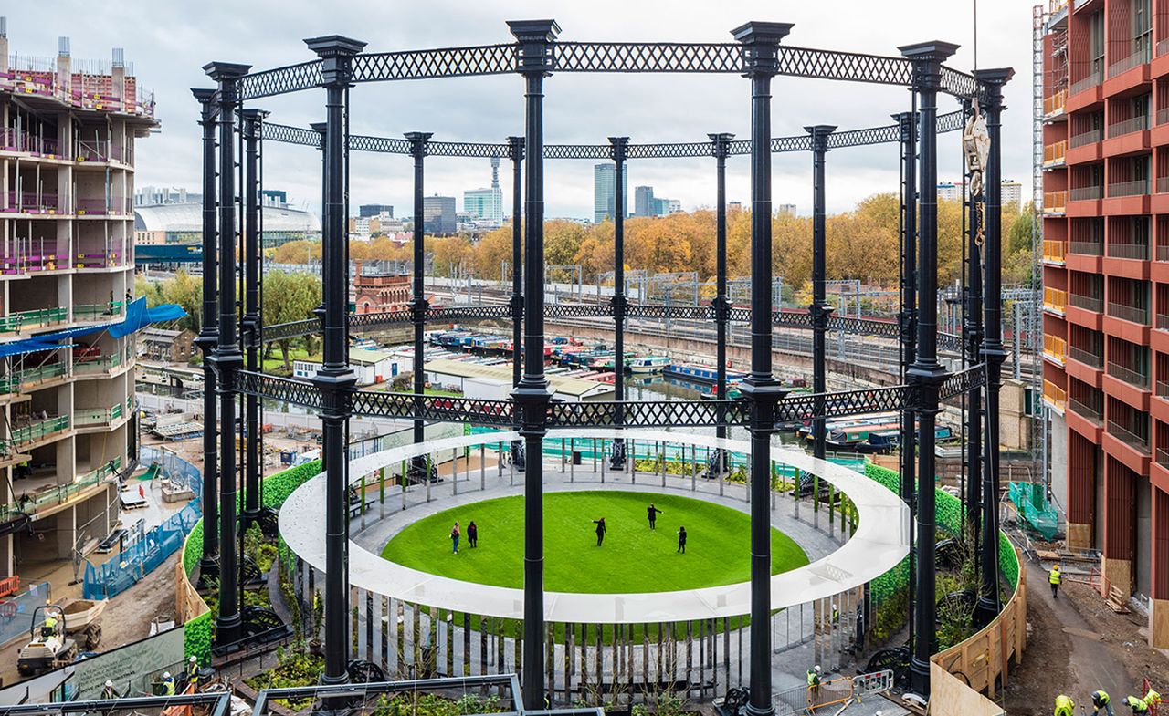 The 25m tall circular cast-iron frame of Gasholder No.8