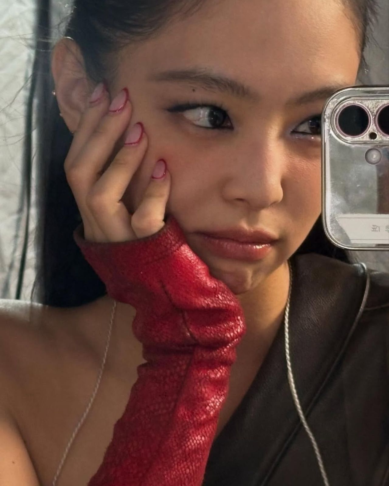 Halo Nail Trend @nailsbyzola