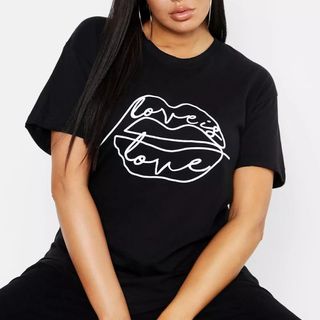 Boohoo Plus size lip tshirt