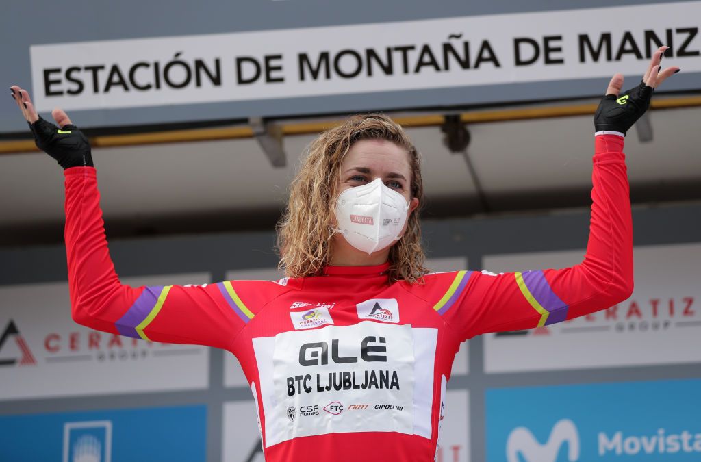 A POBRA DE TRIVES SPAIN SEPTEMBER 03 Marlen Reusser of Switzerland and Team Ale Btc Ljubljana celebrates winning the red leader jersey on the podium ceremony after the 7th Ceratizit Challenge By La Vuelta 2021 Stage 2 a 73km individual time trial in Estacin Invernal Cabeza de Manzaneda 1490m ChallengeVuelta CERATIZITChallenge21 on September 03 2021 in A Pobra de Trives Spain Photo by Gonzalo Arroyo MorenoGetty Images