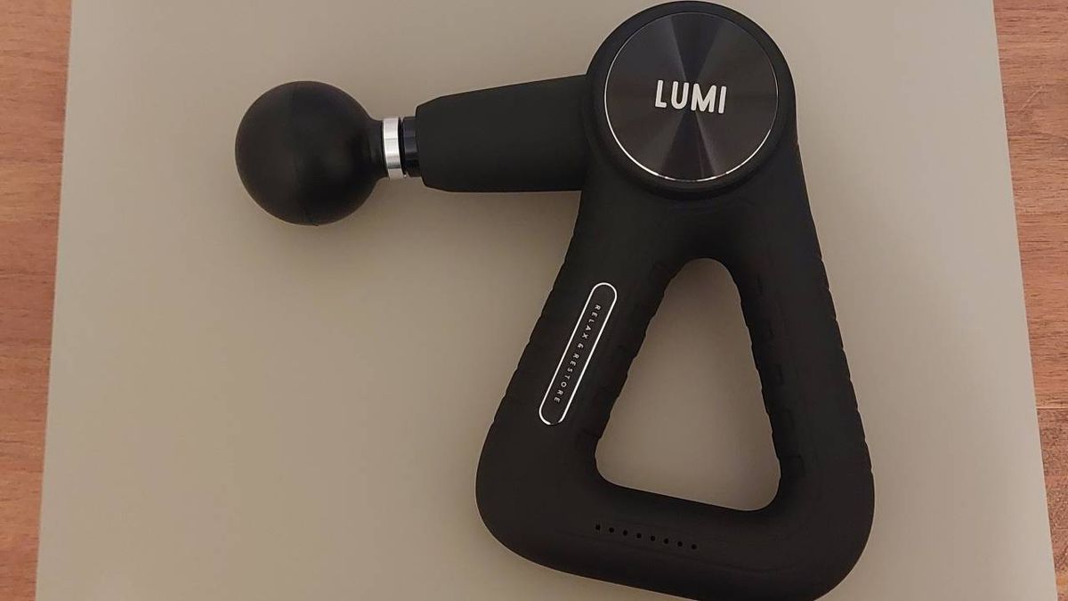 Lumi Therapy powerPRO Massage Gun review relieves sore muscles in an