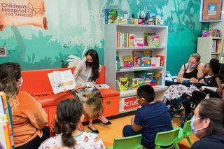 Meghan Markle reads to children at Children's Hospital Los Angeles