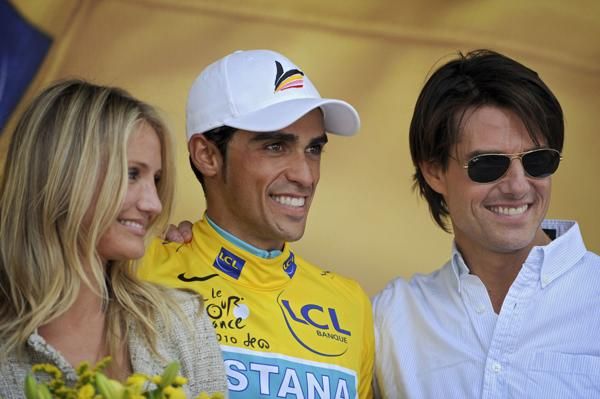 Alberto flanked by a couple of movie stars