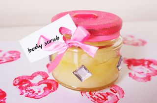Homemade body scrub for Mother's Day crafts