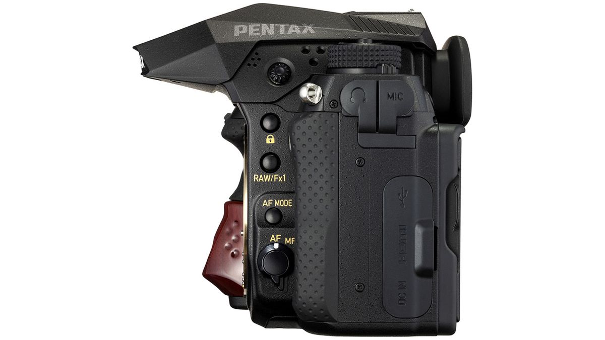 Pentax K-1 Mark II J Limited 01