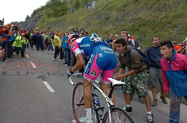 Damiano Cunego (Lampre) grinds