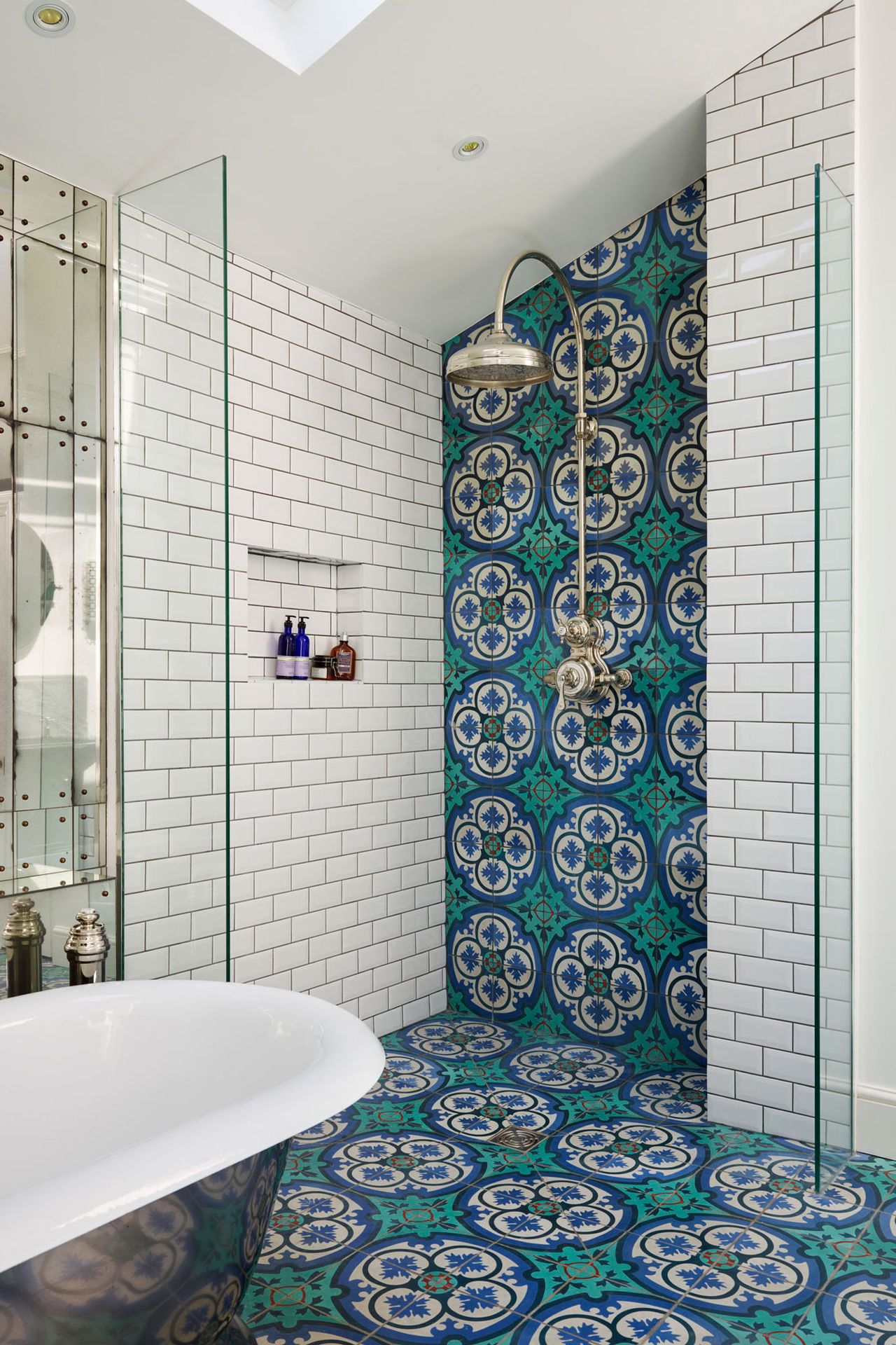 How to choose a shower: From selecting shower types to tech | Homes ...