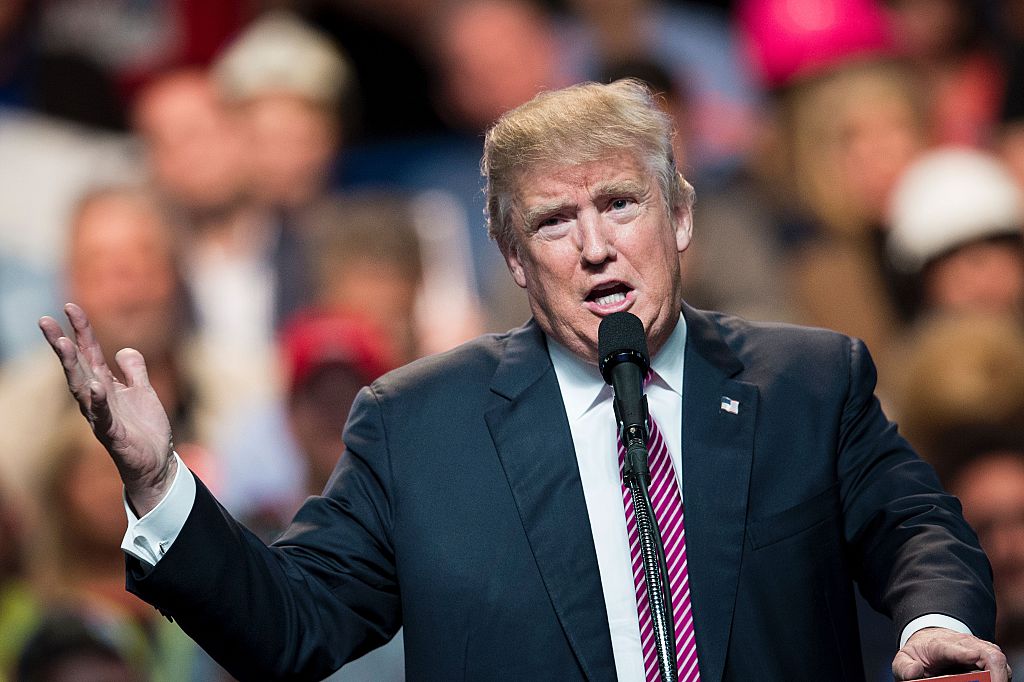 Trump's butler does not have kind words for Obama.