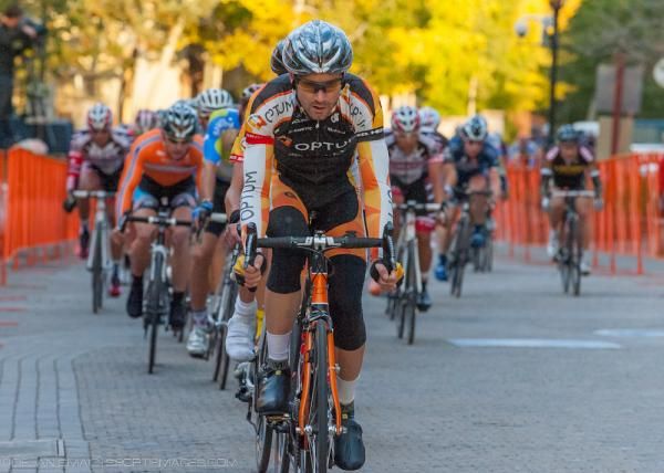 Team Optum p/b Kelly Benefit Strategies work for their sprinter Ken Hanson.