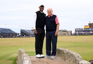 Tiger Woods & Jack Nicklaus