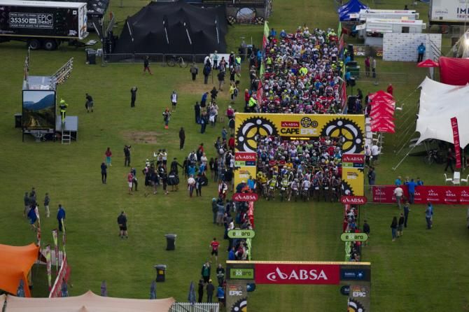 The field assemble at the start