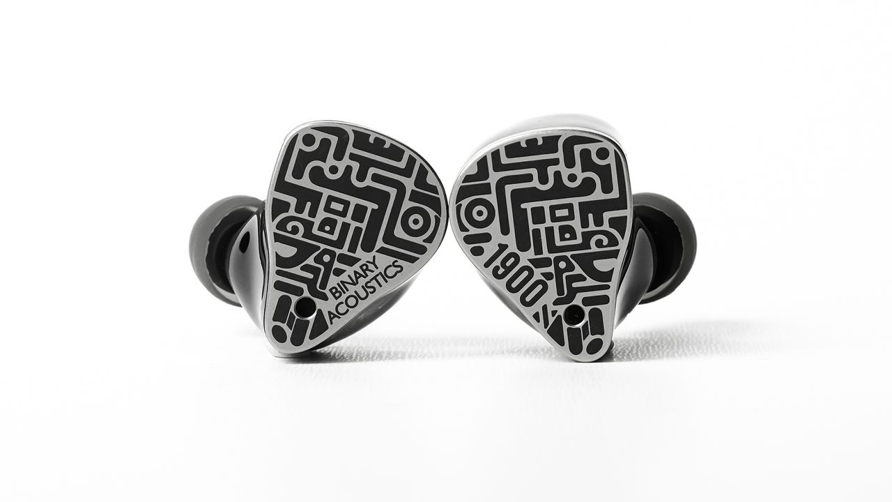 The Binary 1900 IEM.