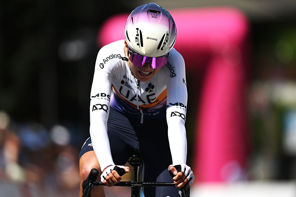 2025 Tour de Romandie: Paula Blasi rides to the prologue win