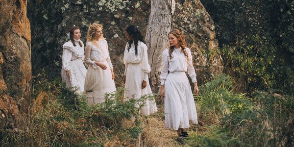 picnic at hanging rock amazon