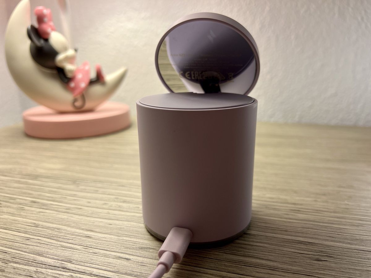 Anker 623 Maggo Magnetic Wireless Charger 2 In 1 Back