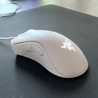 Razer Essential White