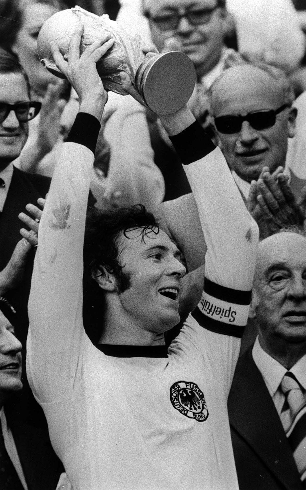 Franz Beckenbauer WORLD CUP FINAL 1974