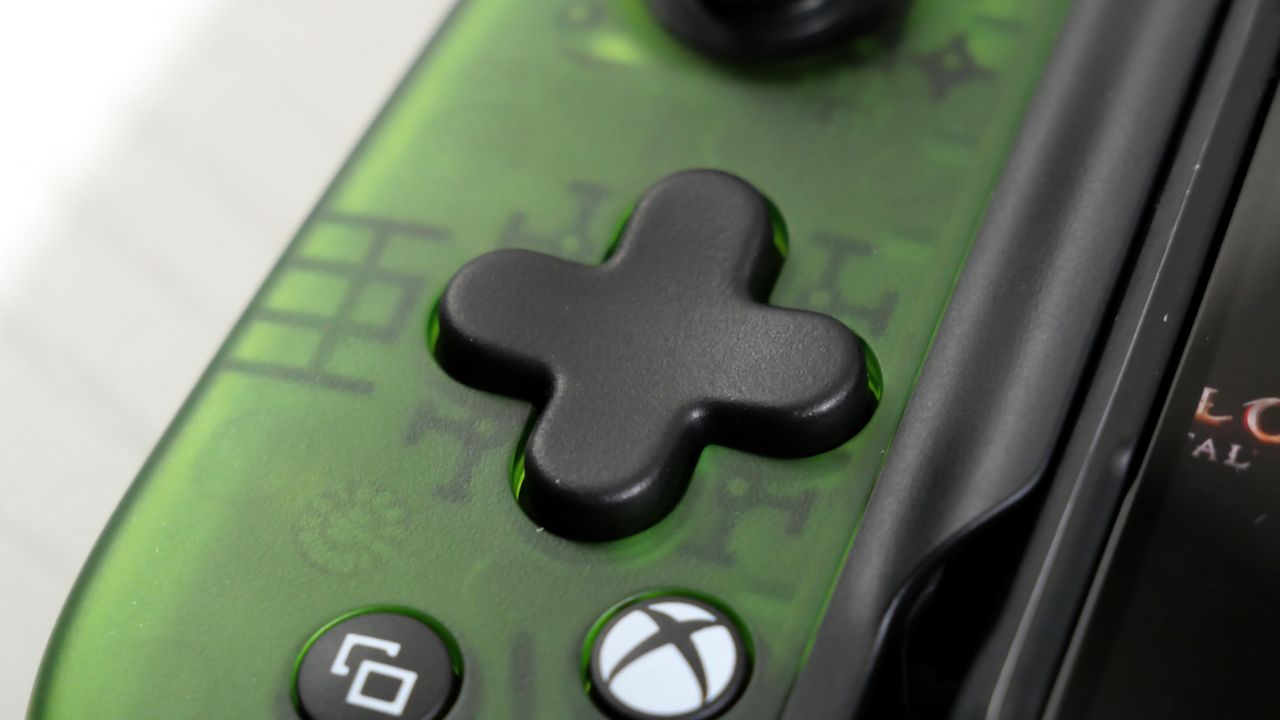 Backbone One Xbox mobile controller, highlighting the d-pad.