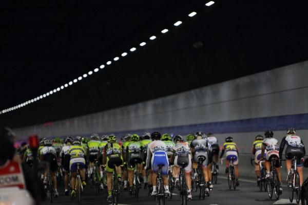 The Changjiang Tunnel was well lit.