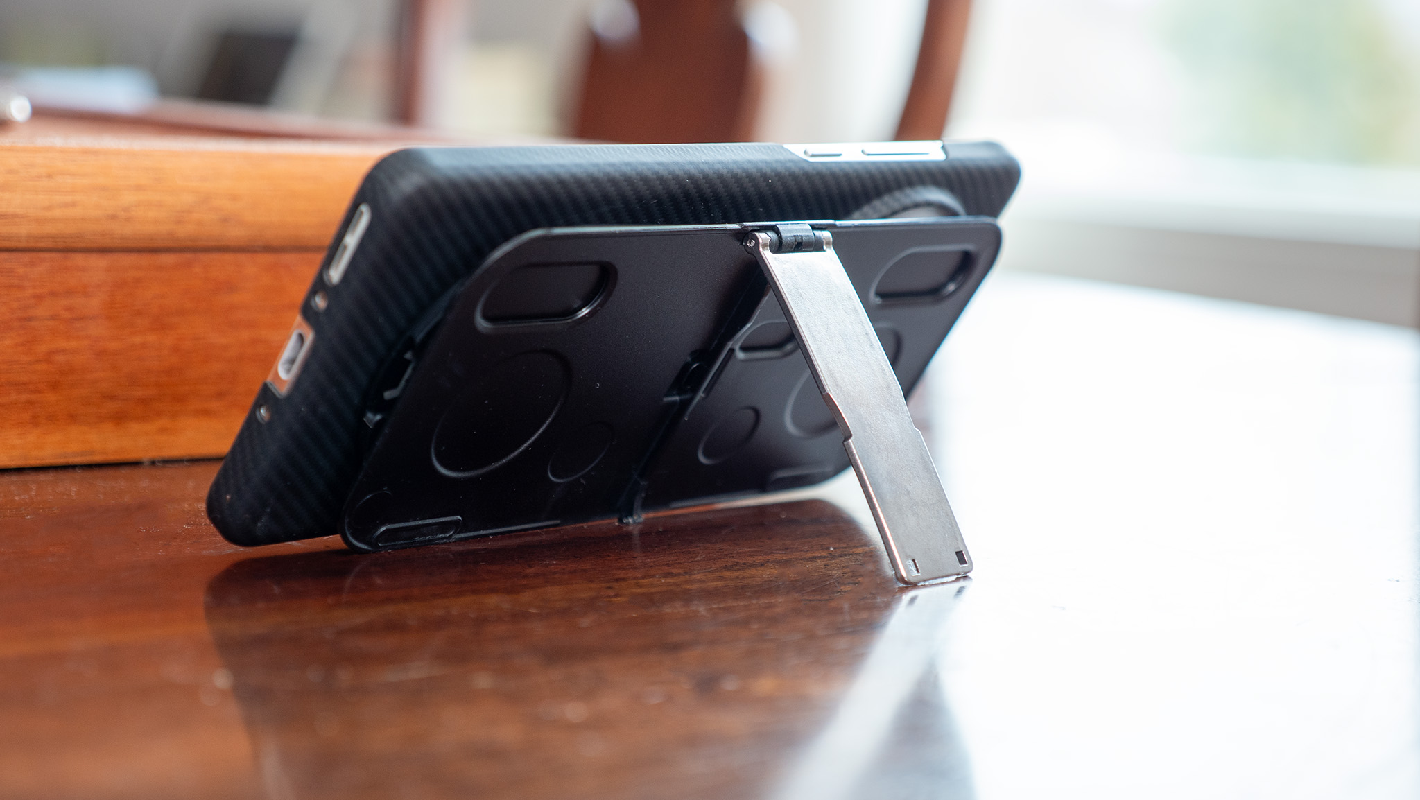 Detaching the phone plate on an Ohsnap MCON controller to use separately from the controller