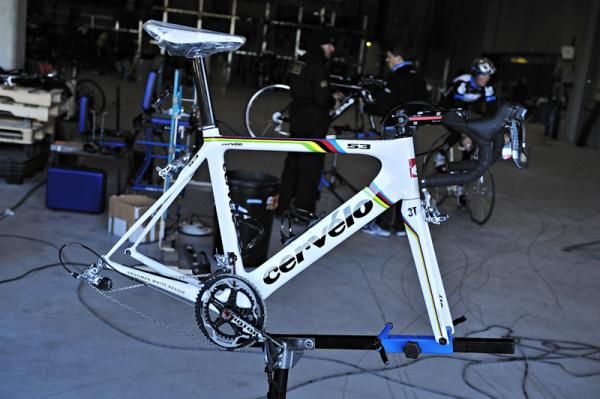 Thor Hushovd's Cervelo with rainbow stripes