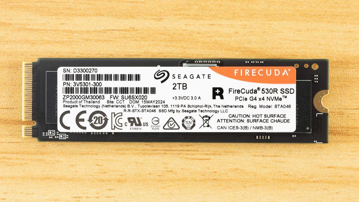 カイSeagate FireCuda 530R M.2 Seagate FireCuda 530R 2TB SSD Review: A stealthy workstation