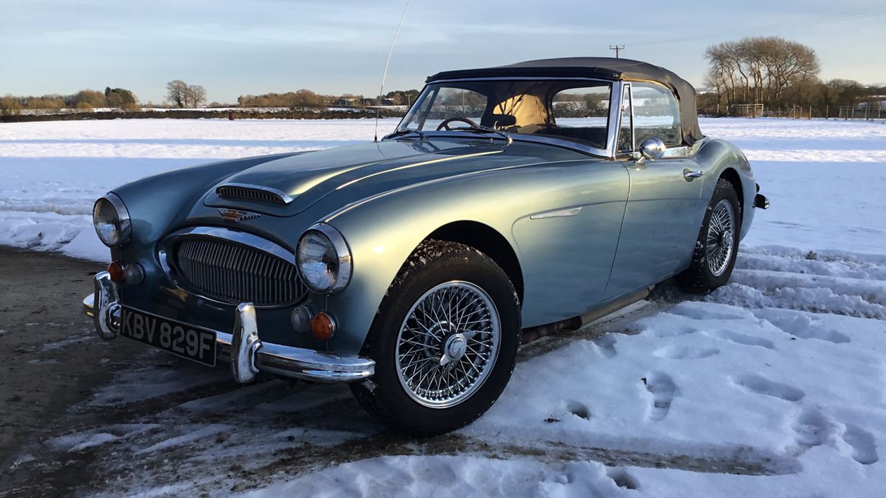 cheffins_austinhealey.jpg