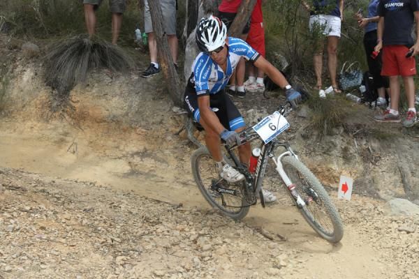 Lachlan Norris takes a corner on the descent.