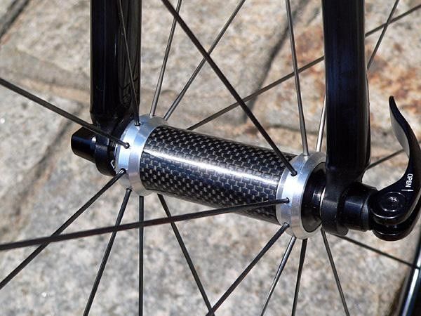 New SL hubsets feature DT Swiss star ratchet internals and aluminum axles to shed weight from last year's offerings.