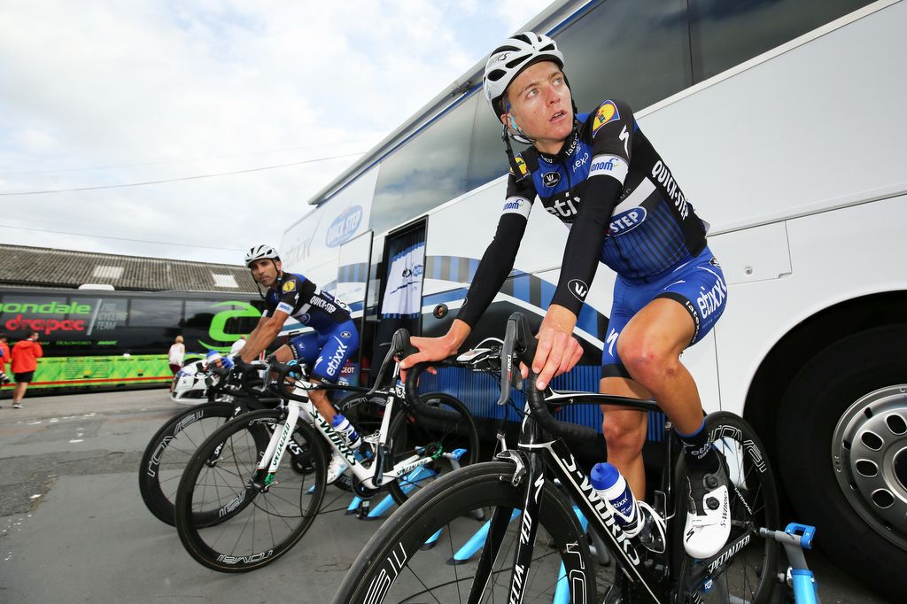 Adrien Costa cools down on the trainer