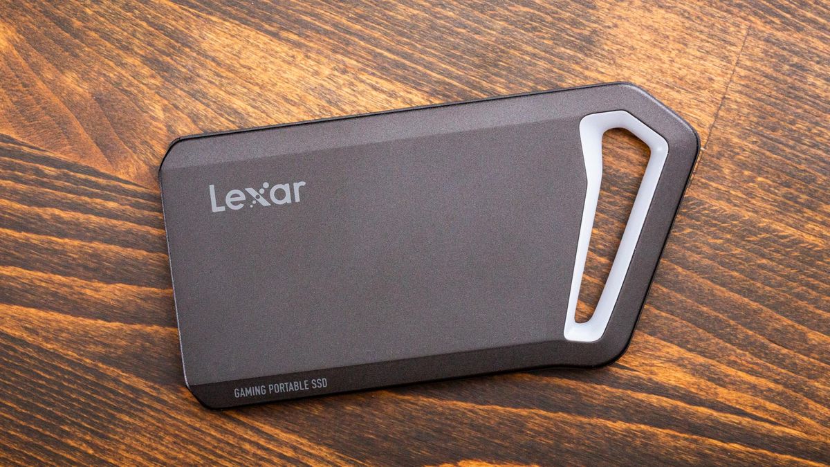 Lexar SL660 Blaze 1TB Portable SSD Review: Taking a Stand with RGB