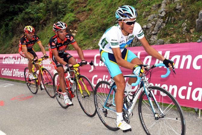 Alberto Contador applies the pressure, 2008.