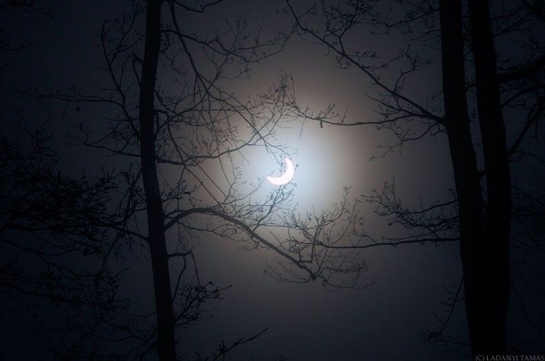 Skywatcher Snaps Misty Mountain Solar Eclipse | Space