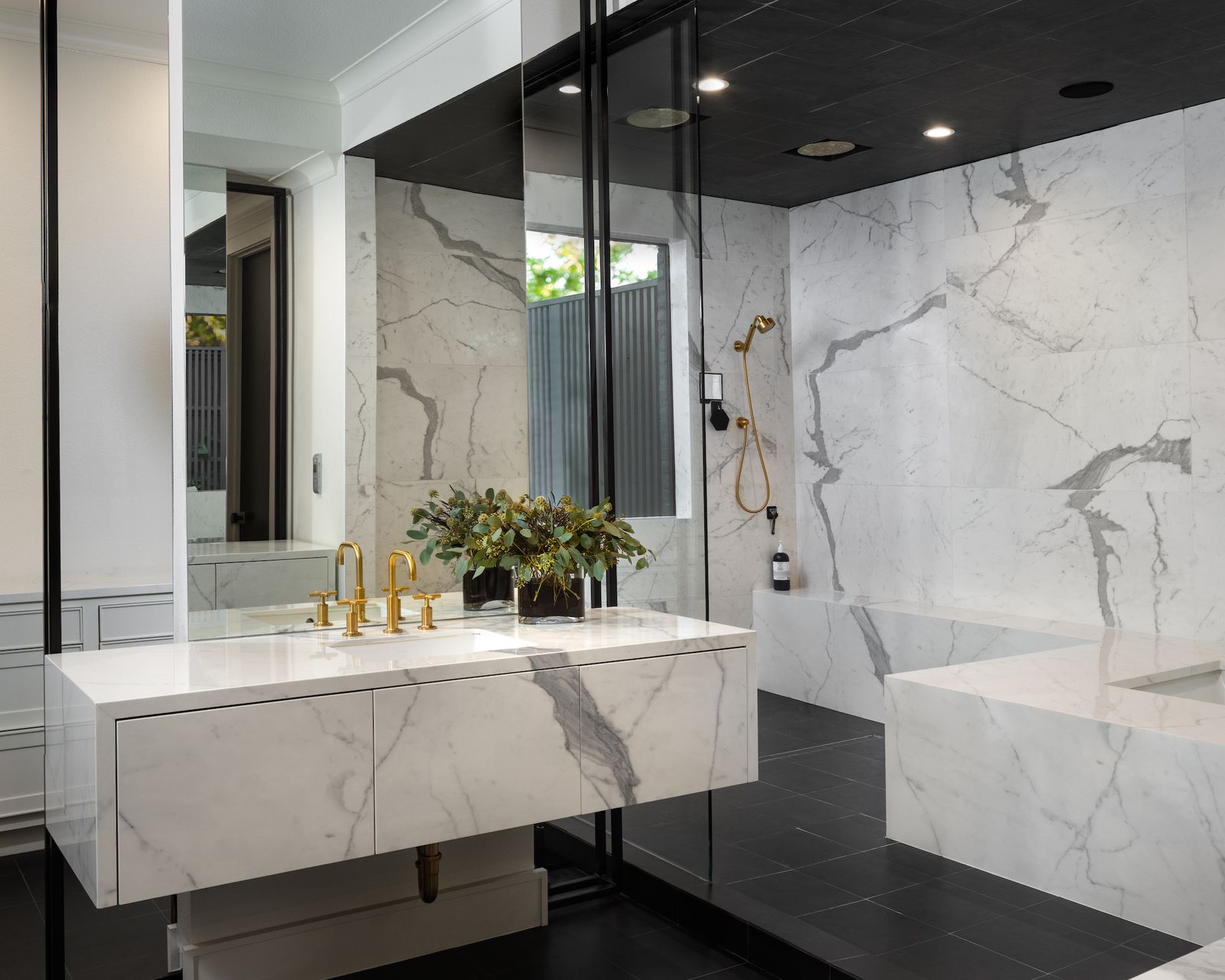 Bathroom ceiling ideas – 12 beautiful and functional looks to transform ...