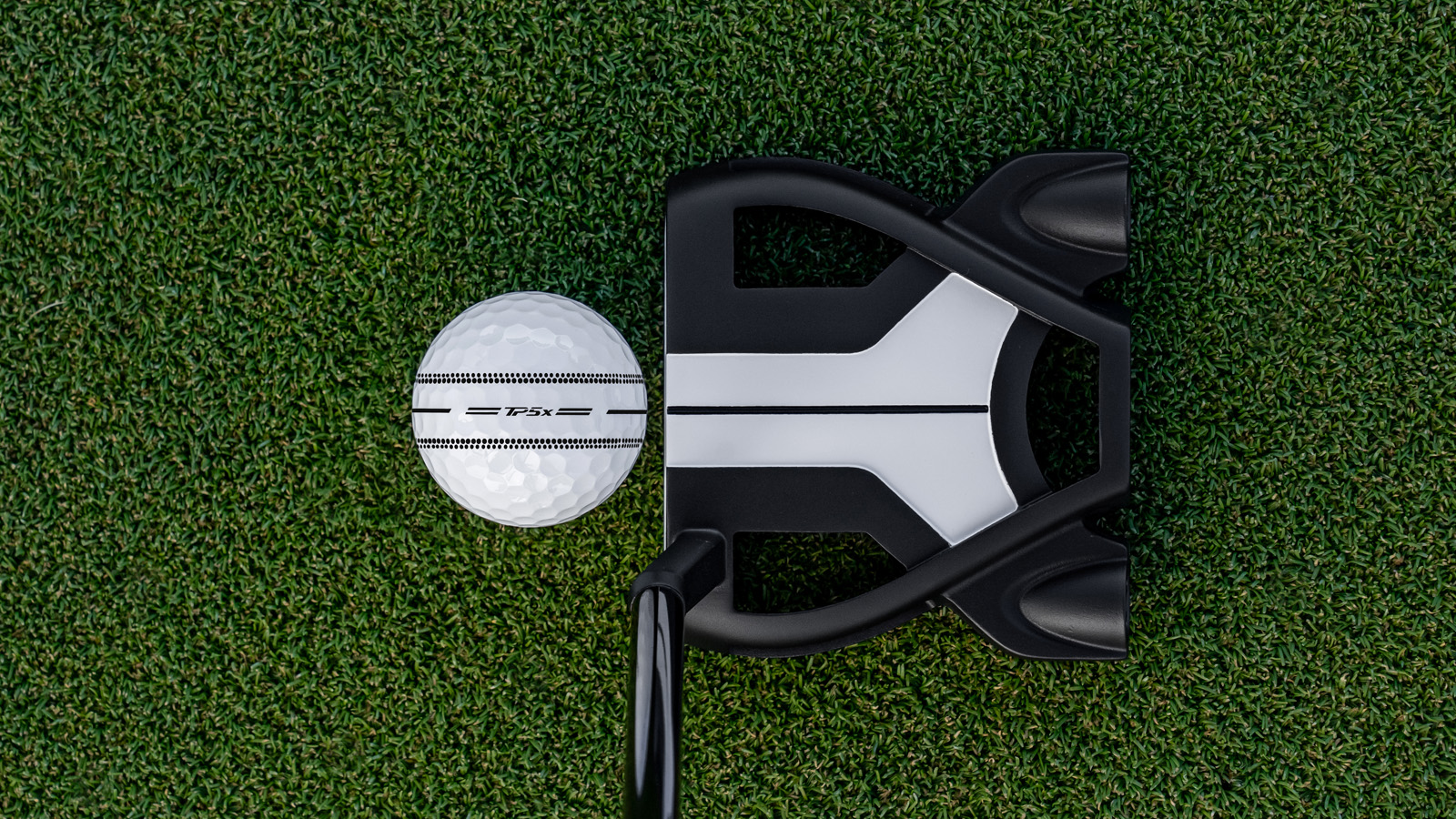 TP5 and TP5x Golf Balls