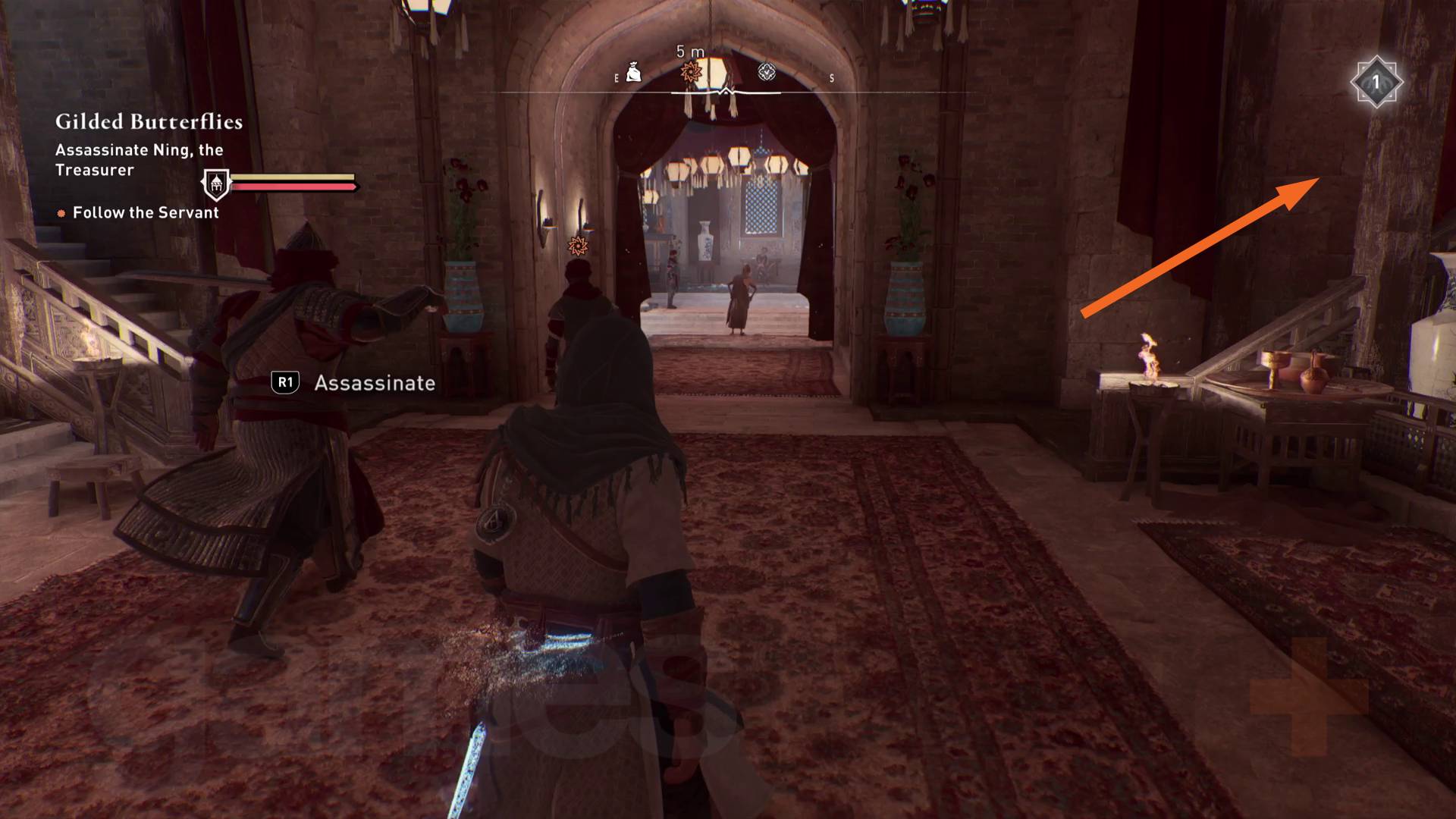 Schody ze skrzynią ze sprzętem w Assassin's Creed Mirage Bazaar w kwaterze Ninga