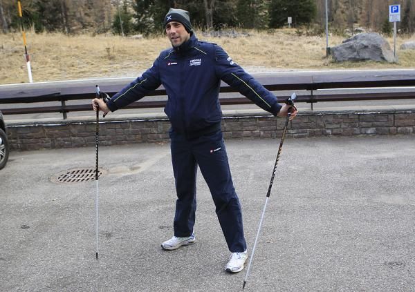 Paolo Longo gets ready to lead his team on the hike