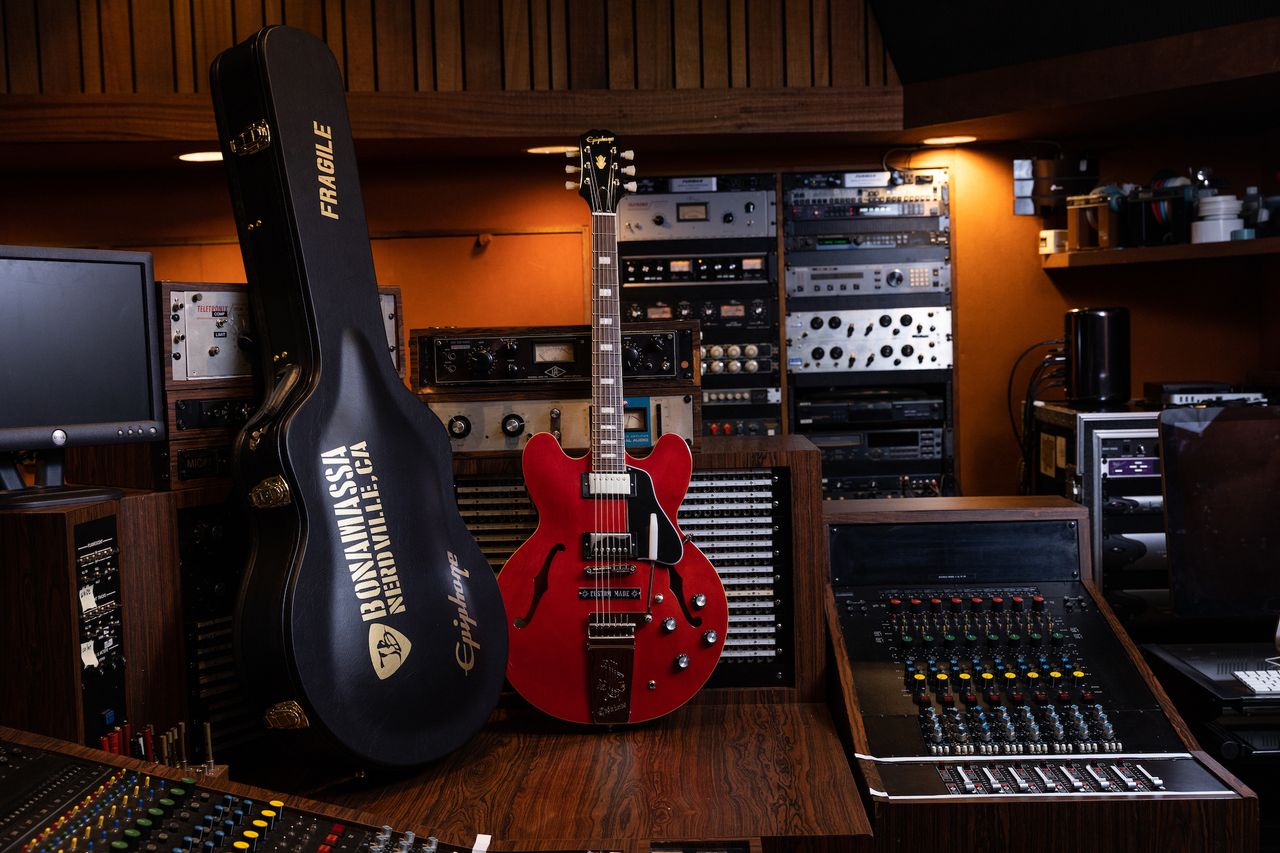 Epiphone's new Joe Bonamassa signature 1962 ES-335