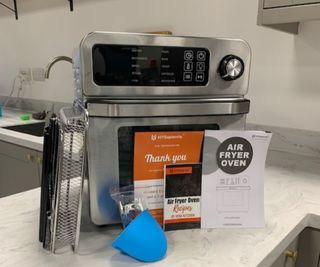 HYSapientia 15L Air Fryer on a kitchen counter.